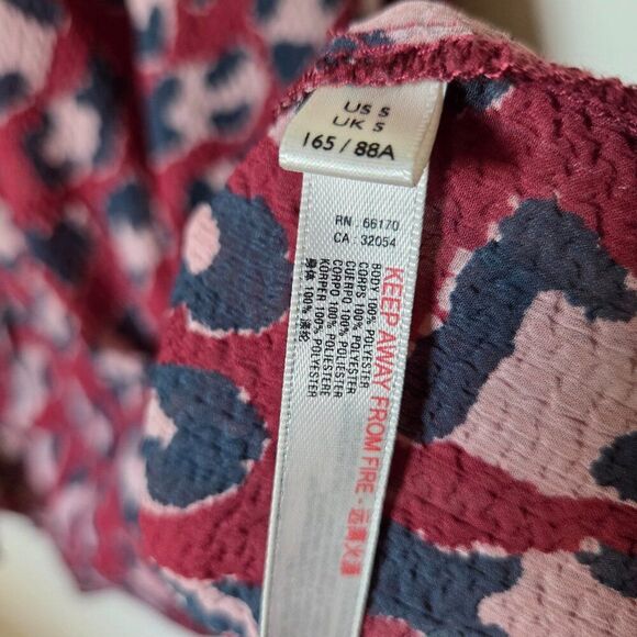 EUC INTIMATELY FREE PEOPLE PRINTED OVERSIZE PLEATED BACK TOP SIZE SMALL - Picture 14 of 16